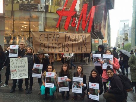 H&M Broken Promises, Demonstration in front of H&M Stores worldwide