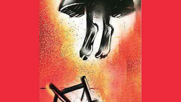 আশুলিয়ায় দুই নারী গার্মেন্টস কর্মীর ঝুলন্ত লাশ উদ্ধার