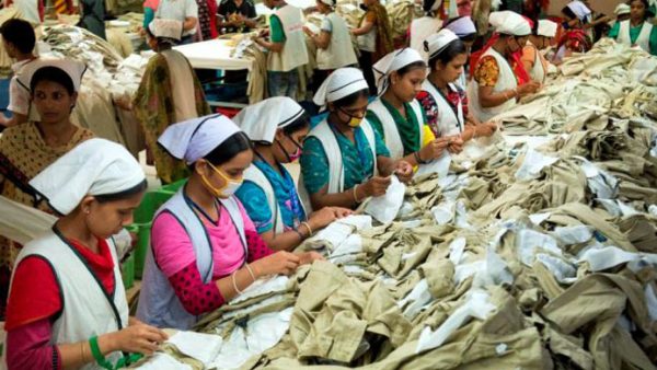 ভ্রমণ স্থগিত করেছে একাধিক ক্রেতা, পোশাক খাতে ২৫০ কোটি ডলার ক্ষতির আশঙ্কা