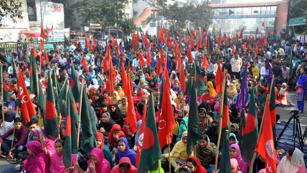 আশুলিয়ায় পোশাক শ্রমিক অসন্তোষ : আইএলও কর্মকর্তাসহ ৩১ ‘উসকানিদাতা’ চিহ্নিত