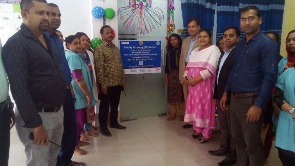 মডেল গ্রুপে পরিবার পরিকল্পনা, মা ও শিশু স্বাস্থ্য বিষয়ক স্যাটেলাইট কর্ণার কার্যক্রম উদ্বোধন