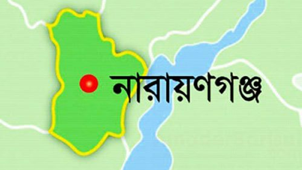 বেতন ও বোনাসের দাবিতে বিকেএমইএ’র সামনে শ্রমিকদের বিক্ষোভ