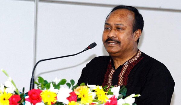 পোশাক শিল্পের কারণেই দেশে বেকারত্বের হার কমছে