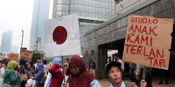 Jaba Garmindo workers appeal to Uniqlo CEO in letters to take action on severance debt