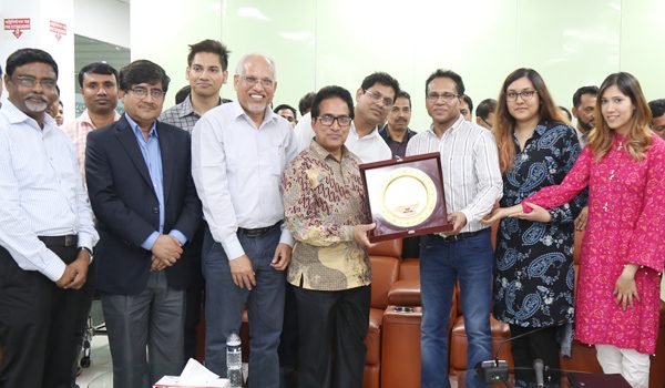 ওয়ালটন বিশ্বমানের পণ্য তৈরি করে: এনবিআর চেয়ারম্যান