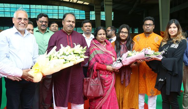 ওয়ালটনে প্রযুক্তিপণ্য উৎপাদনের অগ্রগতি দেখে মুগ্ধ গণশিক্ষা প্রতিমন্ত্রী