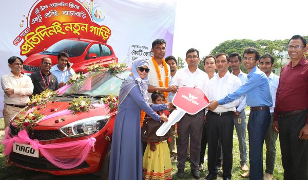 ওয়ালটন ফ্রিজ কিনে নতুন গাড়ি পেলেন বিজিবি সদস্য বাচ্চু