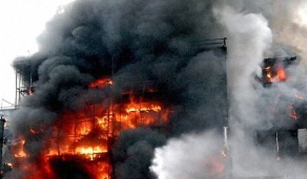 Massive fire at a factory in Delhi, 43 killed